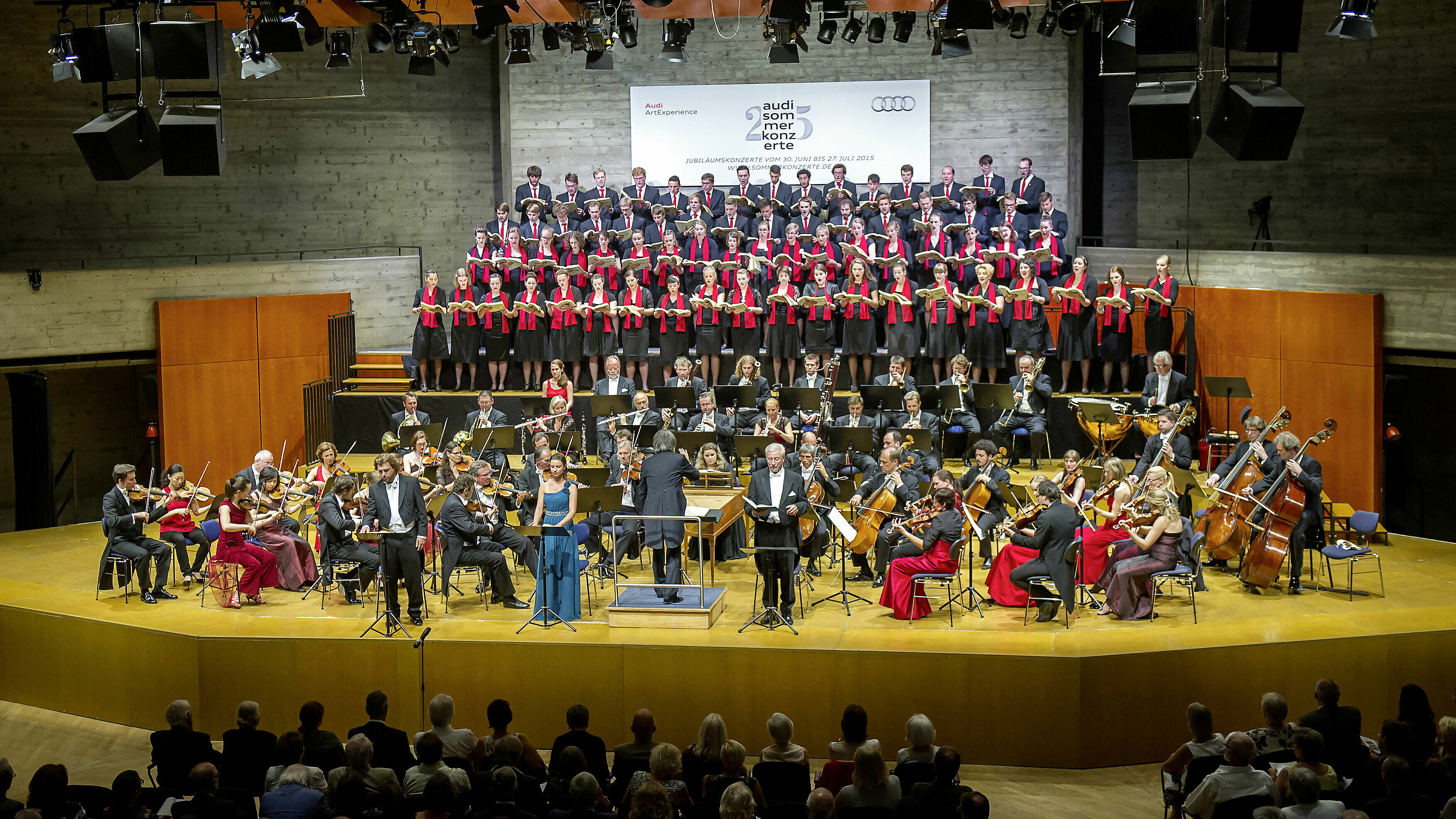 Die Audi Jugendchorakademie im Festsaal Ingolstadt