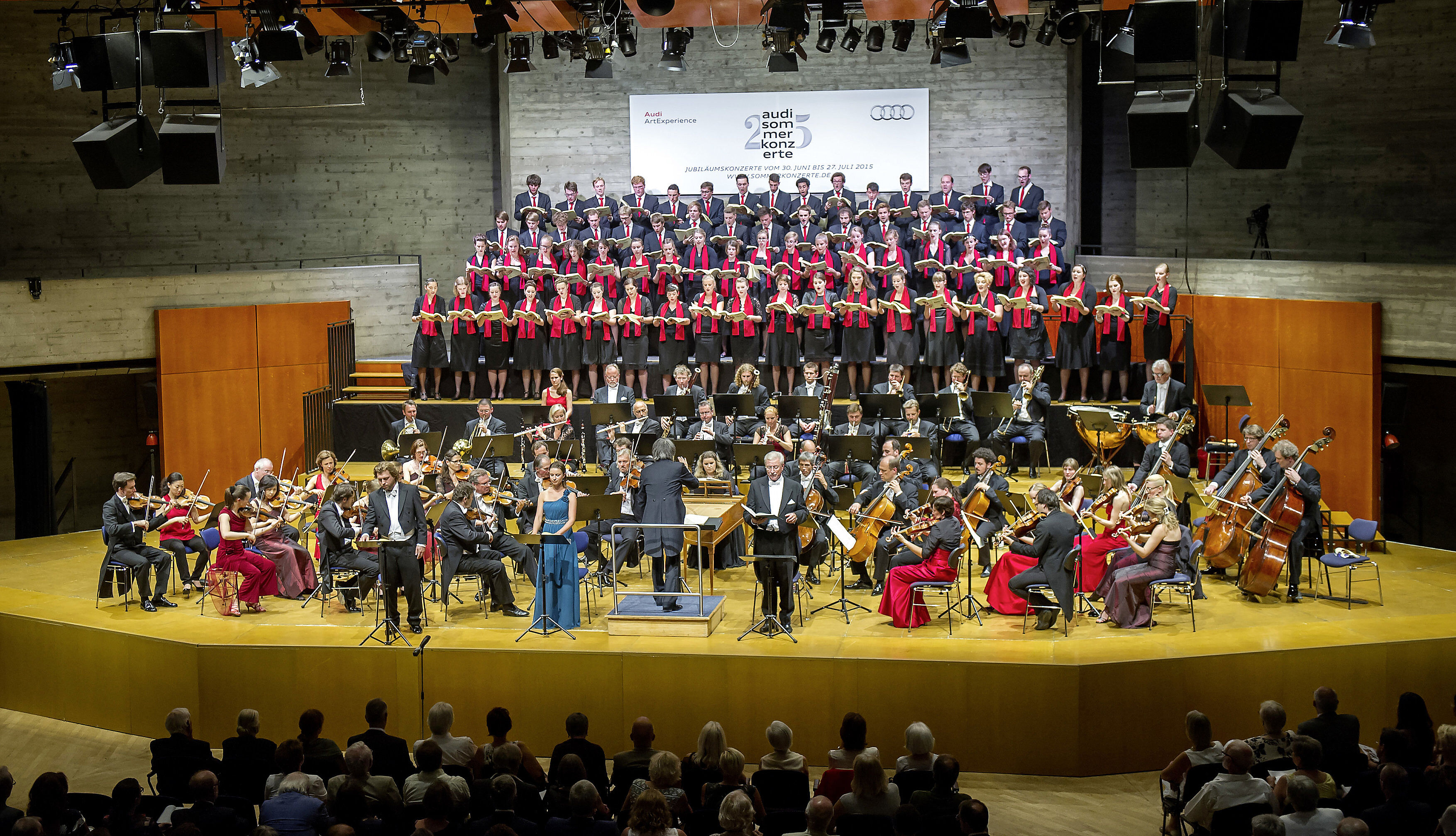 Die Audi Jugendchorakademie im Festsaal Ingolstadt